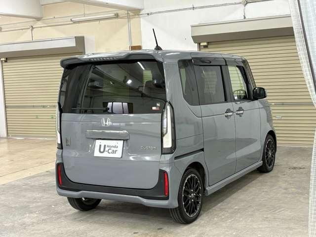 N-BOXカスタム ターボコーディネートスタイル モノトーン ナビ フルセグ Bカメラ ETC LED AW 両側(電動)スライドドア スマートキー ベンチシート シートヒーター フルフラットシート 過給器設定モデル DVD CD ドライブレコーダー(9枚目)