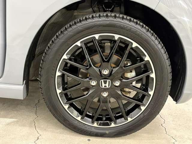 N-BOXカスタム ターボコーディネートスタイル モノトーン ナビ フルセグ Bカメラ ETC LED AW 両側(電動)スライドドア スマートキー ベンチシート シートヒーター フルフラットシート 過給器設定モデル DVD CD ドライブレコーダー(11枚目)