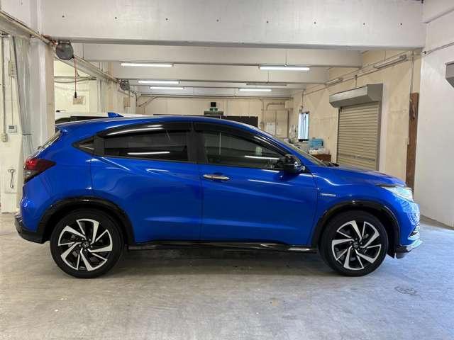 ヴェゼル ハイブリッドＲＳ・ホンダセンシング　１年間走行距離無制限保証付き　ナビ　フルセグ　Ｂカメラ　ＥＴＣ　ＬＥＤ　ＡＷ　ドライブレコーダー　スマートキー　シートヒーター　衝突被害軽減ブレーキ（7枚目）