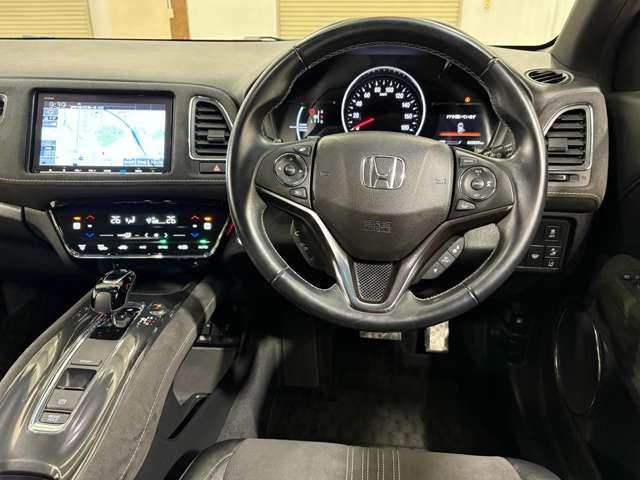 ヴェゼル ハイブリッドＲＳ・ホンダセンシング　１年間走行距離無制限保証付き　ナビ　フルセグ　Ｂカメラ　ＥＴＣ　ＬＥＤ　ＡＷ　ドライブレコーダー　スマートキー　シートヒーター　衝突被害軽減ブレーキ（12枚目）