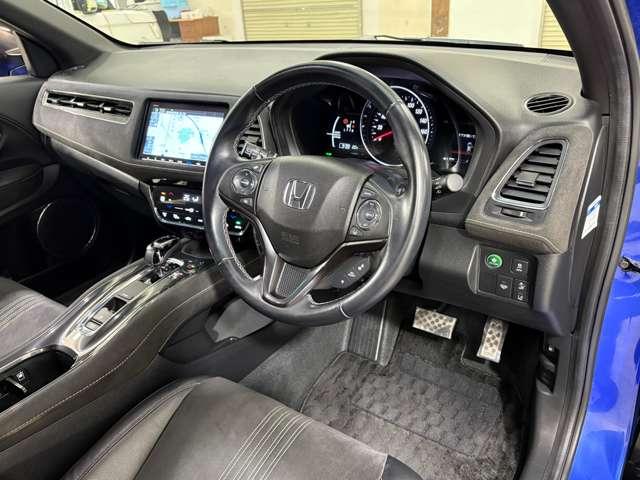 ヴェゼル ハイブリッドＲＳ・ホンダセンシング　１年間走行距離無制限保証付き　ナビ　フルセグ　Ｂカメラ　ＥＴＣ　ＬＥＤ　ＡＷ　ドライブレコーダー　スマートキー　シートヒーター　衝突被害軽減ブレーキ（13枚目）