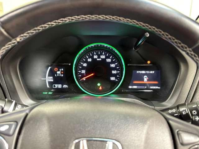 ヴェゼル ハイブリッドＲＳ・ホンダセンシング　１年間走行距離無制限保証付き　ナビ　フルセグ　Ｂカメラ　ＥＴＣ　ＬＥＤ　ＡＷ　ドライブレコーダー　スマートキー　シートヒーター　衝突被害軽減ブレーキ（15枚目）