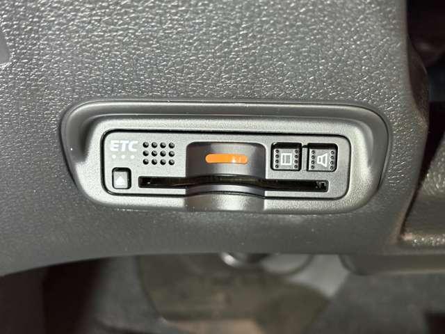 ヴェゼル ハイブリッドＲＳ・ホンダセンシング　１年間走行距離無制限保証付き　ナビ　フルセグ　Ｂカメラ　ＥＴＣ　ＬＥＤ　ＡＷ　ドライブレコーダー　スマートキー　シートヒーター　衝突被害軽減ブレーキ（20枚目）