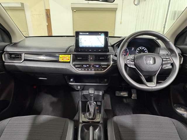 ＷＲ－Ｖ Ｚ＋　ナビ　フルセグ　Ｂカメラ　ＥＴＣ　ＬＥＤ　ＡＷ　フロントフォグランプ　ルーフレール　スマートキー　ミュージックプレイヤー接続可　衝突被害軽減ブレーキ　アダプティブクルーズコントロール　障害物センサー（3枚目）