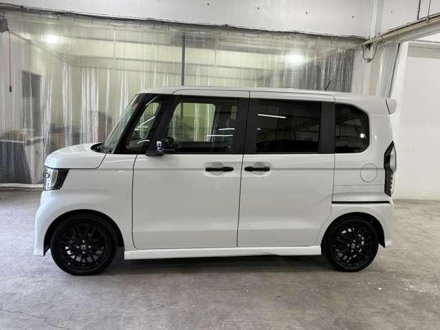 Ｎ－ＢＯＸカスタム Ｌターボ　スタイル＋ブラック　ナビ　フルセグＢカメラ　ＥＴＣ　ＬＥＤ　ＡＷ　フロントフォグランプ　両側（電動）スライドドア　スマートキー　ベンチシート　シートヒーター　ＤＶＤ　ＣＤ　ミュージックサーバー　ドライブレコーダー（8枚目）