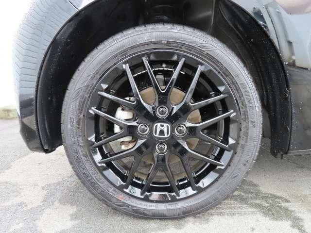 Ｎ－ＯＮＥ ＲＳ　Ｒカメラ　ＥＴＣ　ＡＷ　ＬＥＤ　フロントフォグランプ　スマートキー　シートヒーター　過給器設定モデル　ミュージックプレイヤー接続可　ディスプレイオーディオ　アダプティブクルーズコントロール（8枚目）