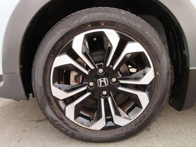 フィット クロスター　１年間走行距離無制限保証付き　ナビ　フルセグ　Ｒカメラ　ＥＴＣ　ＡＷ　ＬＥＤ　スマートキー　ＤＶＤ　ＣＤ　ミュージックプレイヤー接続可　衝突被害軽減ブレーキ　アダプティブクルーズコントロール（8枚目）