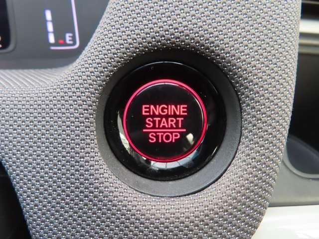 フィット クロスター　１年間走行距離無制限保証付き　ナビ　フルセグ　Ｒカメラ　ＥＴＣ　ＡＷ　ＬＥＤ　スマートキー　ＤＶＤ　ＣＤ　ミュージックプレイヤー接続可　衝突被害軽減ブレーキ　アダプティブクルーズコントロール（17枚目）