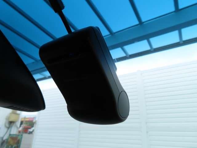 Ｎ－ＷＧＮカスタム Ｇ・Ａパッケージ　１年間走行距離無制限保証付き　ドラレコ　Ｒカメラ　ＨＩＤ　ＡＷ　ＣＤ　フロントフォグランプ　スマートキー　ベンチシート　ミュージックプレイヤー接続可　衝突被害軽減ブレーキ　クルーズコントロール（16枚目）