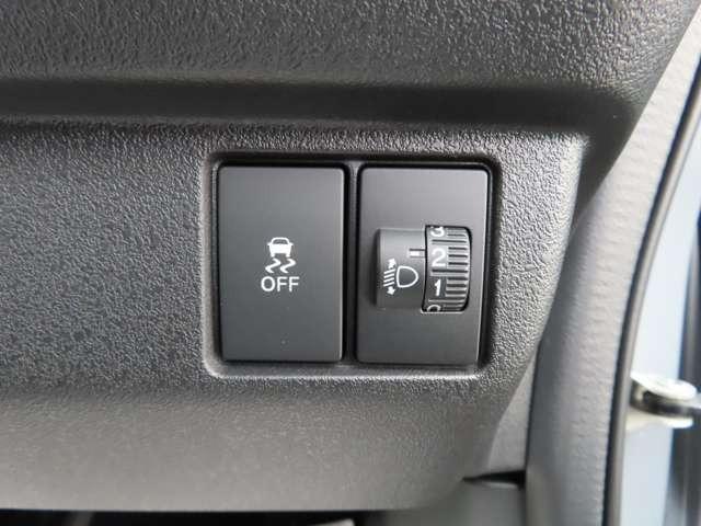 Ｎ－ＢＯＸカスタム ターボコーディネートスタイル　モノトーン　ナビ　フルセグ　Ｒカメラ　ＥＴＣ　ＡＷ　ＬＥＤ　両側（電動）スライドドア　スマートキー　ベンチシート　シートヒーター　フルフラットシート　ミュージックプレイヤー接続可　衝突被害軽減ブレーキ（16枚目）