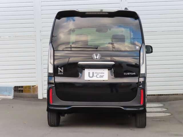 Ｎ－ＢＯＸカスタム 　ナビ　フルセグ　Ｒカメラ　ＥＴＣ　ＬＥＤ　ＡＷ　両側ＰＳＤ　ミュージックプレイヤー接続可　スマートキー　ベンチシート　シートヒーター（7枚目）