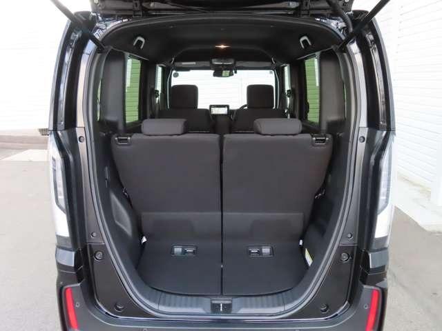 Ｎ－ＢＯＸカスタム 　ナビ　フルセグ　Ｒカメラ　ＥＴＣ　ＬＥＤ　ＡＷ　両側ＰＳＤ　ミュージックプレイヤー接続可　スマートキー　ベンチシート　シートヒーター（9枚目）