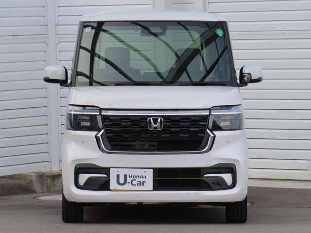 Ｎ－ＢＯＸカスタム ターボ　ナビ　フルセグ　Ｒカメラ　ＥＴＣ　ＡＷ　ＬＥＤ　衝突被害軽減ブレーキ　アダプティブクルーズコントロール　レーンキープアシスト　頸部衝撃緩和ヘッドレスト　ミュージックプレイヤー接続可（5枚目）