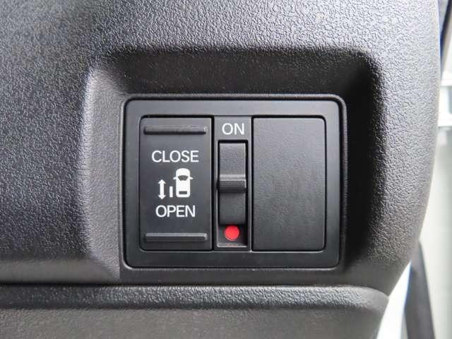 N-BOXカスタム  ナビ フルセグ Rカメラ ETC AW LED アダプティブクルーズコントロール レーンキープアシスト 衝突被害軽減ブレーキ 頸部衝撃緩和ヘッドレスト オートマチックハイビーム(16枚目)