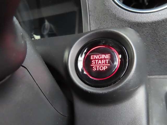 N-BOXカスタム  ナビ フルセグ Rカメラ ETC AW LED アダプティブクルーズコントロール レーンキープアシスト 衝突被害軽減ブレーキ 頸部衝撃緩和ヘッドレスト オートマチックハイビーム(17枚目)