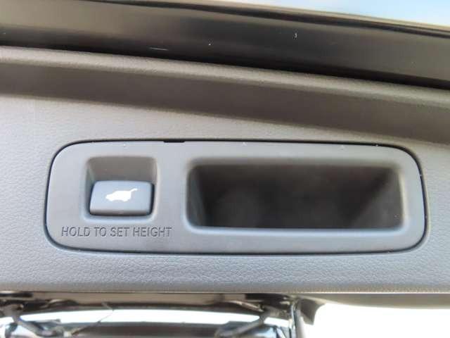 ステップワゴン ｅ：ＨＥＶスパーダ　ナビ　フルセグ　前後ドラレコ　Ｒカメラ　ＥＴＣ　ＬＥＤ　ＡＷ　フロントフォグランプ　両側電動スライドドア　シートヒーター　オットマン（9枚目）