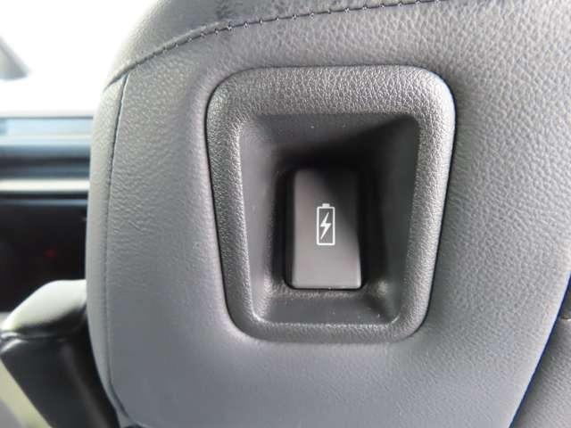 ステップワゴン ｅ：ＨＥＶスパーダ　ナビ　フルセグ　前後ドラレコ　Ｒカメラ　ＥＴＣ　ＬＥＤ　ＡＷ　フロントフォグランプ　両側電動スライドドア　シートヒーター　オットマン（16枚目）