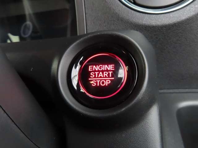 Ｎ－ＢＯＸカスタム 　ナビ　フルセグ　ドラレコ　Ｒカメラ　ＥＴＣ　ＡＷ　衝突被害軽減ブレーキ　アダプティブクルーズコントロール　レーンキープアシスト　頸部衝撃緩和ヘッドレスト　オートマチックハイビーム（15枚目）