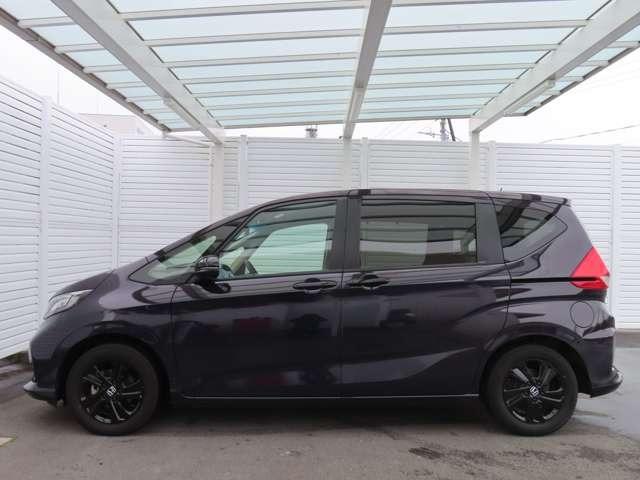 フリード+ Gブラックスタイル ナビ フルセグ 前後ドラレコ Rカメラ AW LED 両側(電動)スライドドア スマートキー シートヒーター DVD CD ミュージックサーバー ミュージックプレイヤー接続可 衝突被害軽減ブレーキ(7枚目)