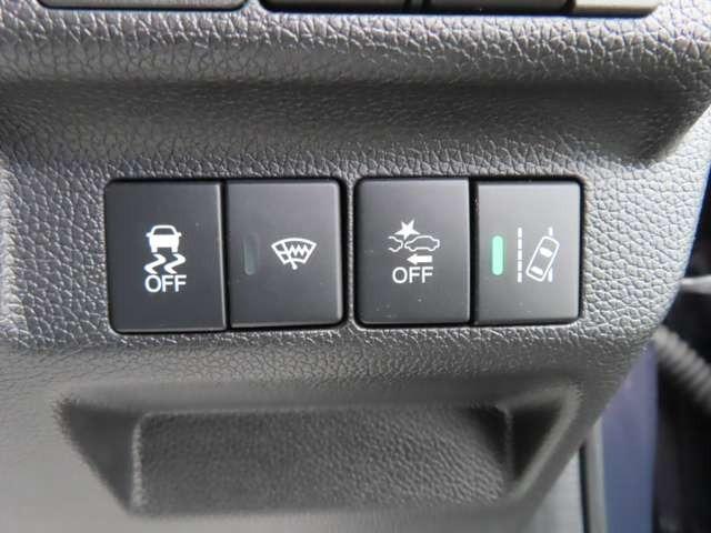 フリード+ Gブラックスタイル ナビ フルセグ 前後ドラレコ Rカメラ AW LED 両側(電動)スライドドア スマートキー シートヒーター DVD CD ミュージックサーバー ミュージックプレイヤー接続可 衝突被害軽減ブレーキ(16枚目)