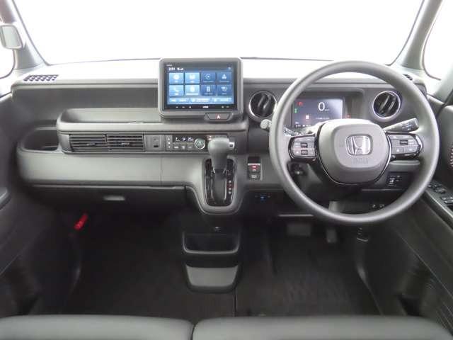 N-BOXカスタム  Rカメラ ETC LED AW 左PSD スマートキー ベンチシート シートヒーター フルフラットシート ミュージックプレイヤー接続可 衝突被害軽減ブレーキ アダプティブクルーズコントロール(3枚目)