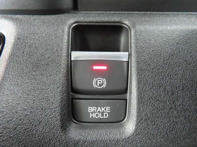 Ｎ－ＢＯＸカスタム ターボコーディネートスタイル　２トーン　ナビ　フルセグ　Ｒカメラ　ＥＴＣ　ＡＷ　ＬＥＤ　両側（電動）スライドドア　スマートキー　ベンチシート　シートヒーター　フルフラットシート　ミュージックプレイヤー接続可　衝突被害軽減ブレーキ（19枚目）