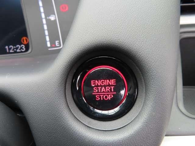 フィット ホーム　ナビ　フルセグ　Ｒカメラ　ＥＴＣ　ＬＥＤ　ミュージックプレイヤー接続可　スマートキー　衝突被害軽減ブレーキ　盗難防止装置　横滑り防止装置（17枚目）