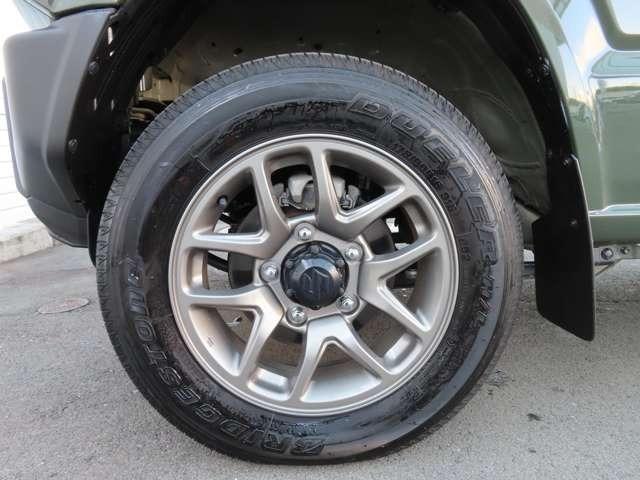 ジムニー ＸＣ　４ＷＤ　Ｒカメラ　ＥＴＣ　ＬＥＤ　ＡＷ　フロントフォグランプ　スマートキー　シートヒーター　フルフラットシート　ＤＶＤ　ＣＤ　ミュージックプレイヤー接続可　ディスプレイオーディオ　衝突被害軽減ブレーキ（8枚目）