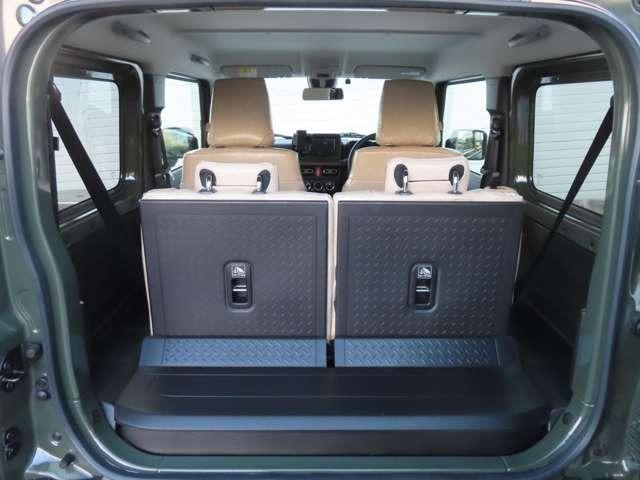 ジムニー ＸＣ　４ＷＤ　Ｒカメラ　ＥＴＣ　ＬＥＤ　ＡＷ　フロントフォグランプ　スマートキー　シートヒーター　フルフラットシート　ＤＶＤ　ＣＤ　ミュージックプレイヤー接続可　ディスプレイオーディオ　衝突被害軽減ブレーキ（10枚目）