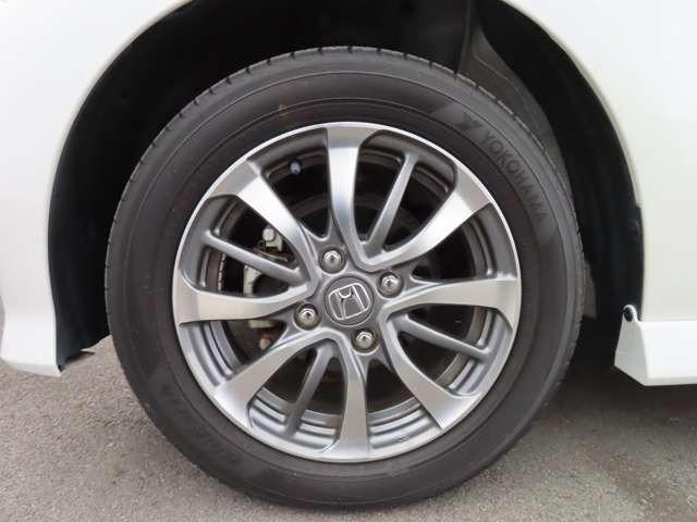 N-BOXカスタム L ナビ フルセグ 前後ドラレコ Rカメラ ETC LEDヘッドライト アルミホイール 両側電動スライドドア シートヒーター 衝突被害軽減ブレーキ(8枚目)