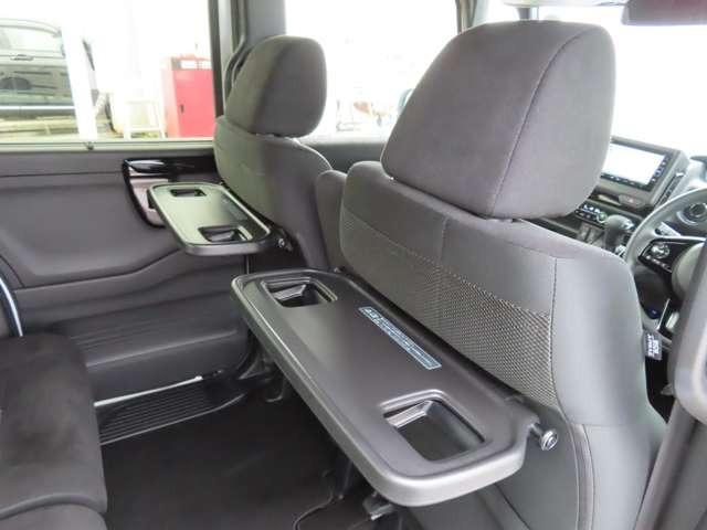 N-BOXカスタム L ナビ フルセグ 前後ドラレコ Rカメラ ETC LEDヘッドライト アルミホイール 両側電動スライドドア シートヒーター 衝突被害軽減ブレーキ(13枚目)