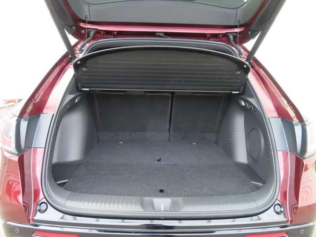 ZR-V e:HEV Z特別仕様車ブラックスタイル ナビ フルセグ Rカメラ ETC AW LED 全周囲カメラ ミュージックプレイヤー接続可 ディスプレイオーディオ スマートキー シートヒーター 電動シート(11枚目)