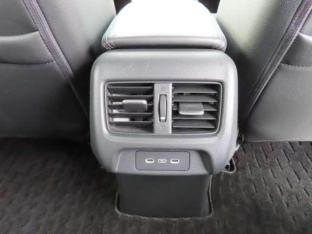 ZR-V e:HEV Z特別仕様車ブラックスタイル ナビ フルセグ Rカメラ ETC AW LED 全周囲カメラ ミュージックプレイヤー接続可 ディスプレイオーディオ スマートキー シートヒーター 電動シート(15枚目)