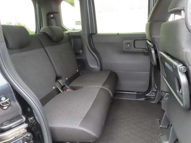 Ｎ－ＢＯＸカスタム 　ナビ　フルセグ　Ｒカメラ　ＥＴＣ　ＡＷ　ＬＥＤ　衝突被害軽減ブレーキ　アダプティブクルーズコントロール　レーンキープアシスト　頸部衝撃緩和ヘッドレスト（11枚目）