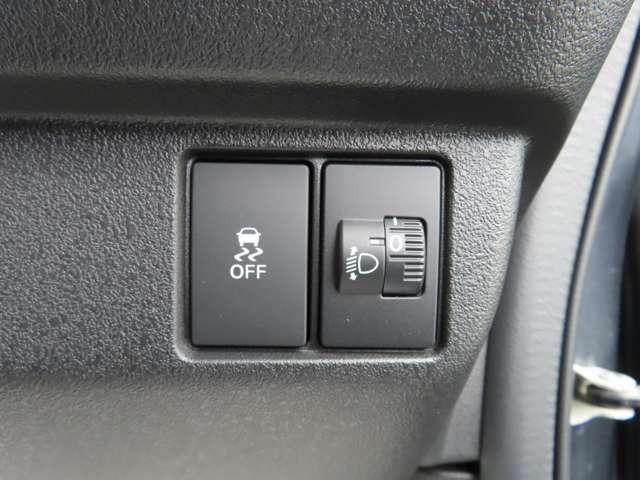 Ｎ－ＢＯＸカスタム 　ナビ　フルセグ　Ｒカメラ　ＥＴＣ　ＡＷ　ＬＥＤ　衝突被害軽減ブレーキ　アダプティブクルーズコントロール　レーンキープアシスト　頸部衝撃緩和ヘッドレスト（16枚目）