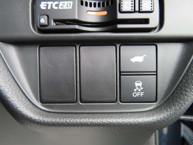 ＺＲ－Ｖ ｅ：ＨＥＶ　Ｚ特別仕様車ブラックスタイル　ナビ　フルセグ　Ｒカメラ　ＥＴＣ　ＡＷ　ＬＥＤ　スマートキー　電動シート　シートヒーター　ミュージックプレイヤー接続可　衝突被害軽減ブレーキ　アダプティブクルーズコントロール　レーンキープアシスト（17枚目）