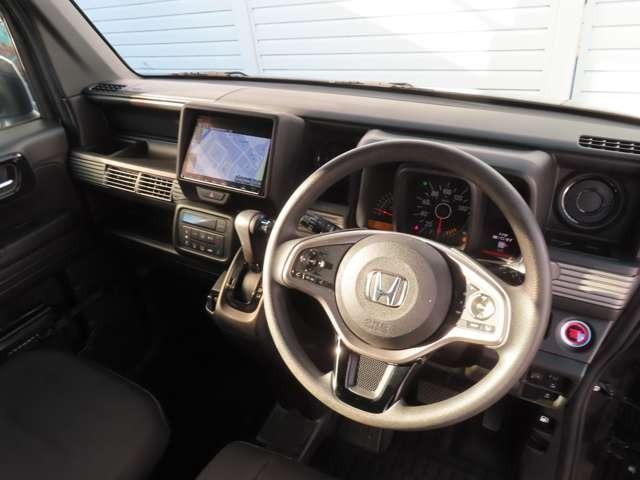 Ｎ－ＶＡＮ＋スタイル クール・ターボホンダセンシング　１年間走行距離無制限保証付き　ナビ　フルセグ　Ｒカメラ　ＥＴＣ　フロントフォグランプ　片側（手動）スライドドア　スマートキー　ＤＶＤ　ＣＤ　ミュージックサーバー　ミュージックプレイヤー接続可（18枚目）