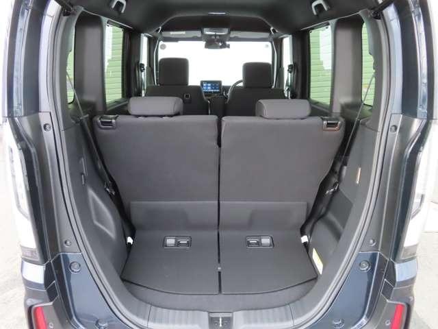 Ｎ－ＢＯＸカスタム 　Ｒカメラ　ＥＴＣ　ＬＥＤ　ディスプレイオーディオ　両側（片側のみ電動）スライドドア　スマートキー　ベンチシート　シートヒーター　フルフラットシート　ミュージックプレイヤー接続可　衝突被害軽減ブレーキ（9枚目）