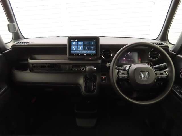 N-BOXカスタム  Rカメラ AW LED ホンダセンシング アダプティブクルーズコントロール レーンキープアシスト 頸部衝撃緩和ヘッドレスト オートマチックハイビーム ミュージックプレイヤー接続可(3枚目)