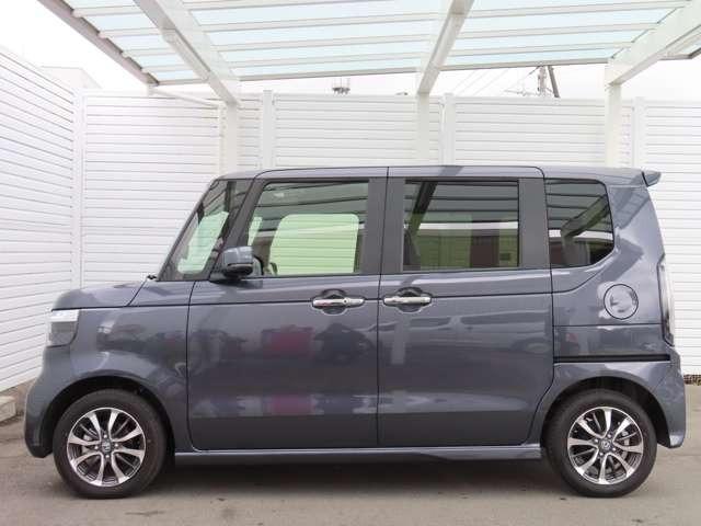 N-BOXカスタム  Rカメラ AW LED ホンダセンシング アダプティブクルーズコントロール レーンキープアシスト 頸部衝撃緩和ヘッドレスト オートマチックハイビーム ミュージックプレイヤー接続可(7枚目)