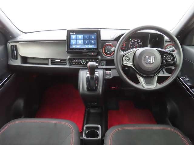 Ｎ－ＯＮＥ ＲＳ　Ｒカメラ　ＥＴＣ　ＡＷ　ＬＥＤ　ホンダセンシング　フロントフォグランプ　スマートキー　シートヒーター　ミュージックプレイヤー接続可　ディスプレイオーディオ　衝突被害軽減ブレーキ　レーンキープアシスト（3枚目）