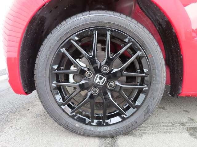 Ｎ－ＯＮＥ ＲＳ　Ｒカメラ　ＥＴＣ　ＡＷ　ＬＥＤ　ホンダセンシング　フロントフォグランプ　スマートキー　シートヒーター　ミュージックプレイヤー接続可　ディスプレイオーディオ　衝突被害軽減ブレーキ　レーンキープアシスト（9枚目）