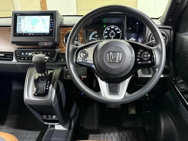 N-ONE オリジナルスタイルプラスアーバン ナビ フルセグ Bカメラ ETC LED スマートキー シートヒーター DVD CD ミュージックサーバー ミュージックプレイヤー接続可 ドライブレコーダー 衝突被害軽減ブレーキ レーンキープアシスト(12枚目)