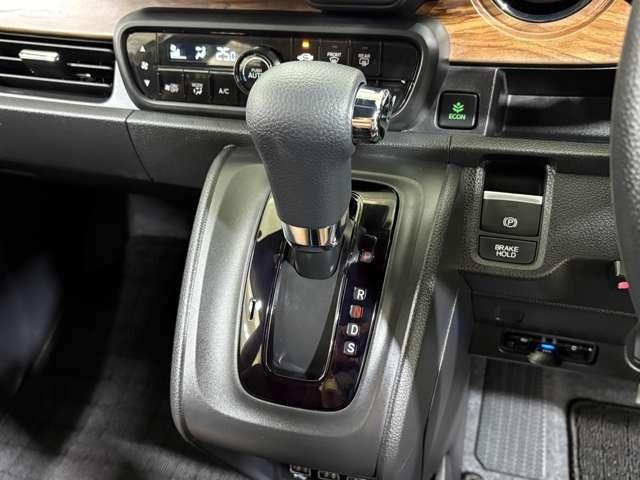 N-ONE オリジナルスタイルプラスアーバン ナビ フルセグ Bカメラ ETC LED スマートキー シートヒーター DVD CD ミュージックサーバー ミュージックプレイヤー接続可 ドライブレコーダー 衝突被害軽減ブレーキ レーンキープアシスト(19枚目)