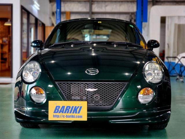 コペン タンレザーエディション　４ＡＴ　タンレザーシート　純正フルエアロ　ＭＯＭＯウッドハンドル　ＭＩＮＩＬＩＴＥアルミホイール　ＳＨＯＷＡサスペンション　シートヒーター　ＥＴＣ　専門店整備済み　屋内展示車両（8枚目）