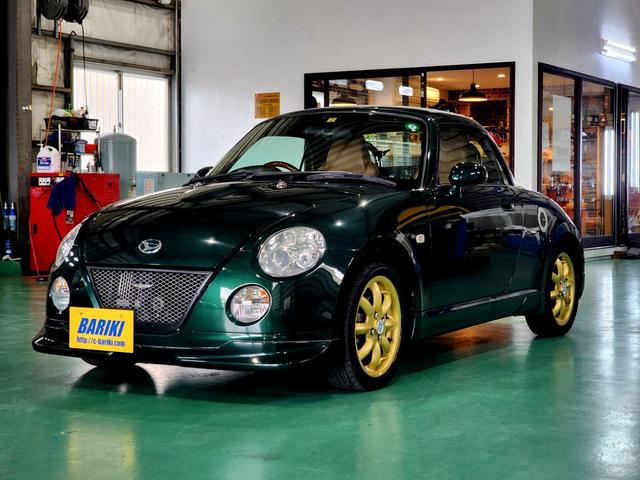 コペン タンレザーエディション　４ＡＴ　タンレザーシート　純正フルエアロ　ＭＯＭＯウッドハンドル　ＭＩＮＩＬＩＴＥアルミホイール　ＳＨＯＷＡサスペンション　シートヒーター　ＥＴＣ　専門店整備済み　屋内展示車両（10枚目）