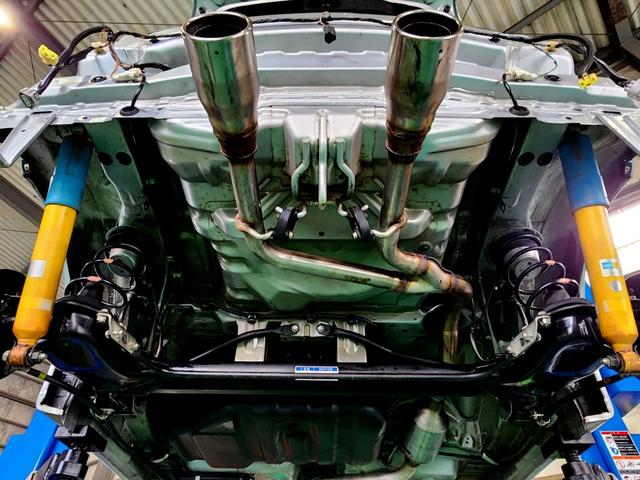 コペン アルティメットエディションＩＩ　４ＡＴ　純正ＲＥＣＡＲＯシート　ＢＢＳアルミホイール　ＭＯＭＯハンドル　ビルシュタインサス　シートヒーター　バックカメラ　ＥＴＣ　ＨＩＤヘッドライト　Ｇ－ＰＫＧ　専門店整備済み　屋内展示車両（6枚目）