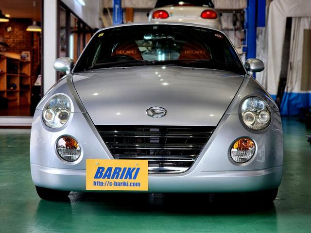 コペン アルティメットエディションＩＩ　４ＡＴ　純正ＲＥＣＡＲＯシート　ＢＢＳアルミホイール　ＭＯＭＯハンドル　ビルシュタインサス　シートヒーター　バックカメラ　ＥＴＣ　ＨＩＤヘッドライト　Ｇ－ＰＫＧ　専門店整備済み　屋内展示車両（9枚目）