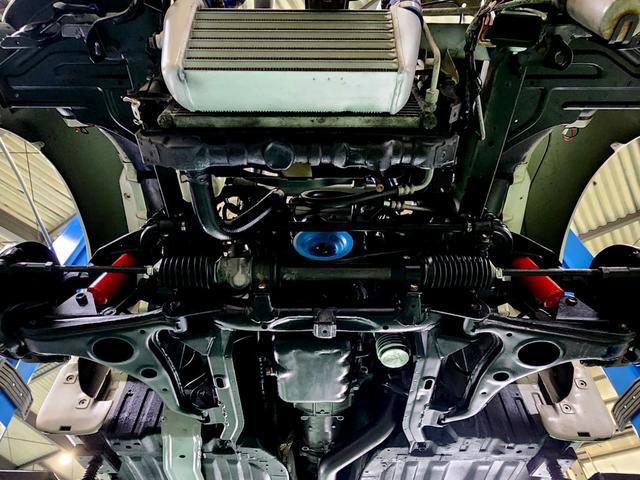 カプチーノ ベースグレード　５速ミッション　走行距離８５０００ＫＭ台　ＢＲＫ車高調　パナスポーツアルミホイール　社外マフラー　社外インタークーラー　ＭＯＭＯハンドル　ＥＴＣ　専門店整備済み　屋内展示車両（3枚目）