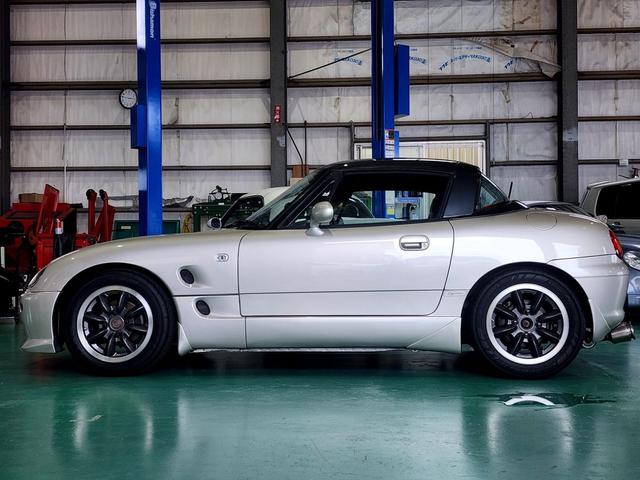 カプチーノ ベースグレード　５速ミッション　走行距離８５０００ＫＭ台　ＢＲＫ車高調　パナスポーツアルミホイール　社外マフラー　社外インタークーラー　ＭＯＭＯハンドル　ＥＴＣ　専門店整備済み　屋内展示車両（7枚目）